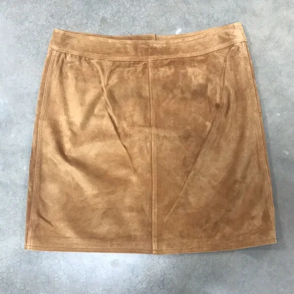 Size 10. 100% Leather. Skirt. - Picture 2 of 6
